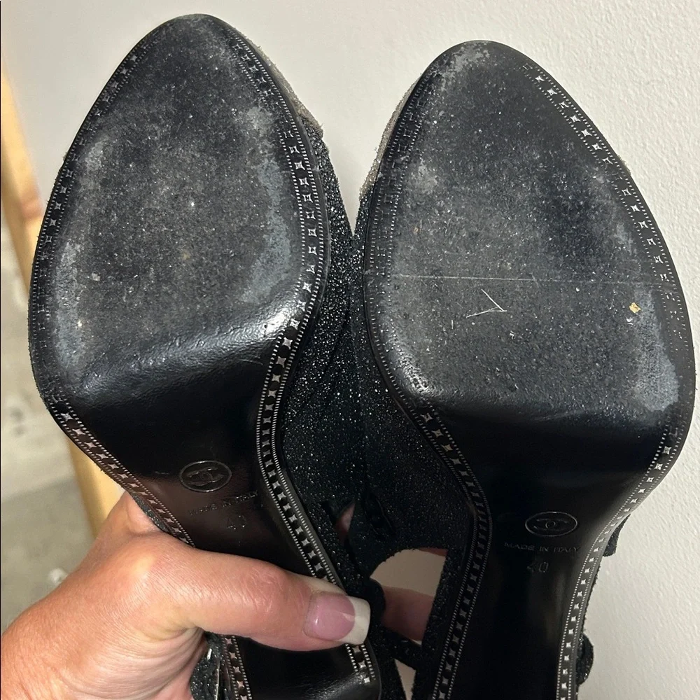 Chanel Black/Gray suede leather Glitter Cap Toe Slingback Platform Pumps Size 40 - Picture 9 of 12